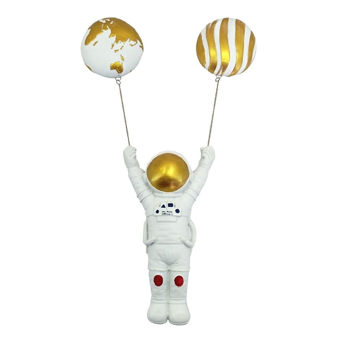 Aya Tutunan Duvar Astronot 37x61cm