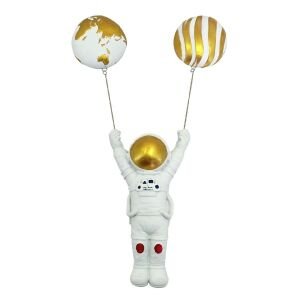 Aya Tutunan Duvar Astronot 37x61cm