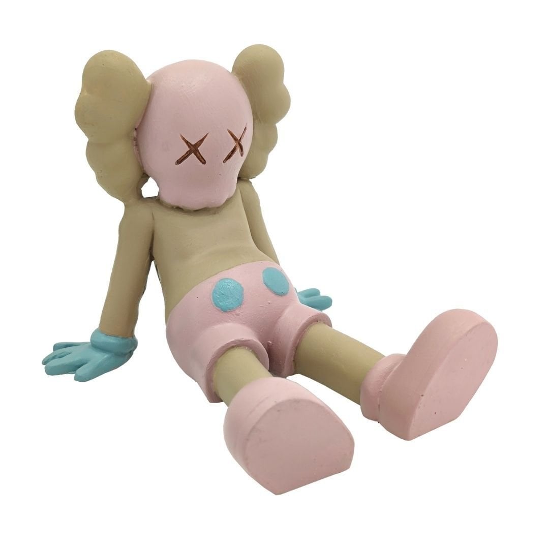 Oturan Kaws Biblo 12x14cm